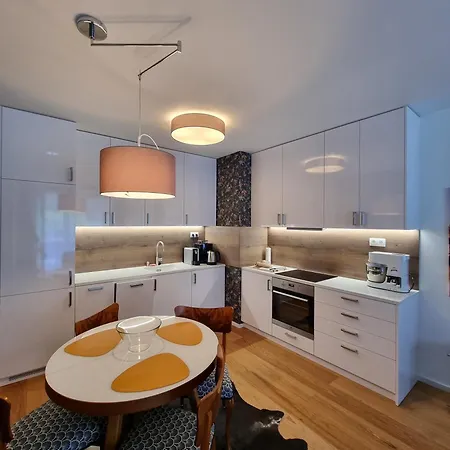 Exclusive - Free Parking *