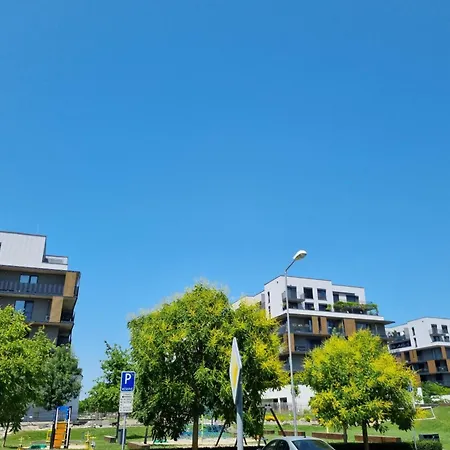 Exclusive - Free Parking *